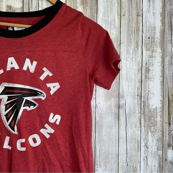 NWT NFL Atlanta Falcons Red Logo Tee Women’s Small - Picture 3 of 6